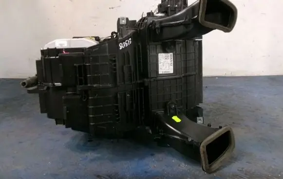 Renault Captur Interior heater climate box assembly 272708531R
