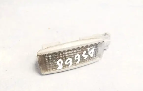 Volkswagen PASSAT B5.5 Other interior light 3b0947113