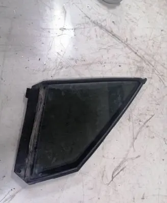 Subaru Forester SJ Front triangle window/glass 