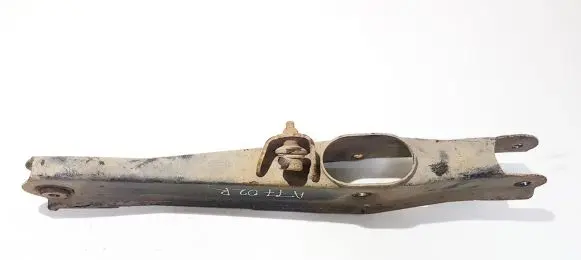 Rear upper control arm/wishbone