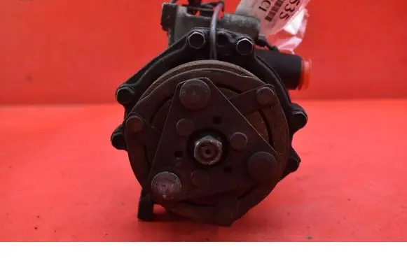 Suzuki Swift I Air conditioning (A/C) compressor (pump) 9520062JA0