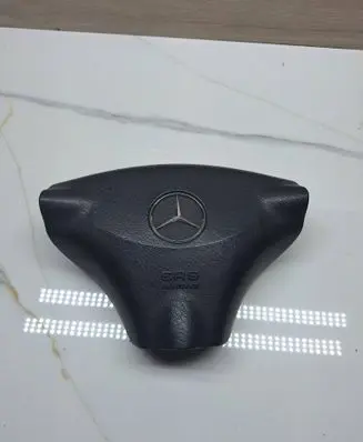 Steering wheel airbag
