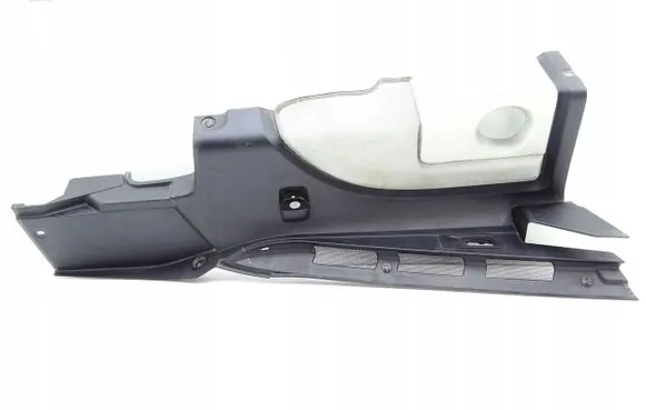 Audi R8 42 Engine cover (trim)