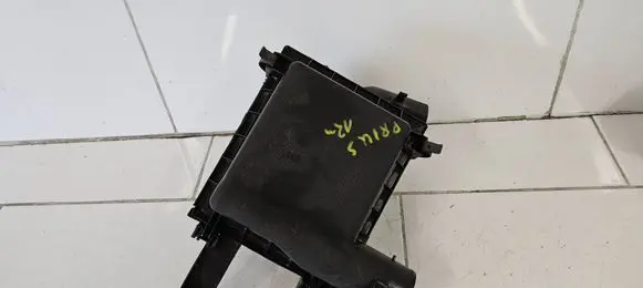 Toyota Prius+ (ZVW40) Air filter box 1781237030