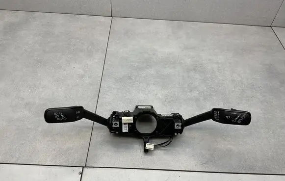 Volkswagen PASSAT B8 Wiper turn signal indicator stalk/switch 5Q1953521M