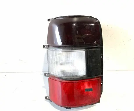 Mitsubishi Pajero Rear/tail lights