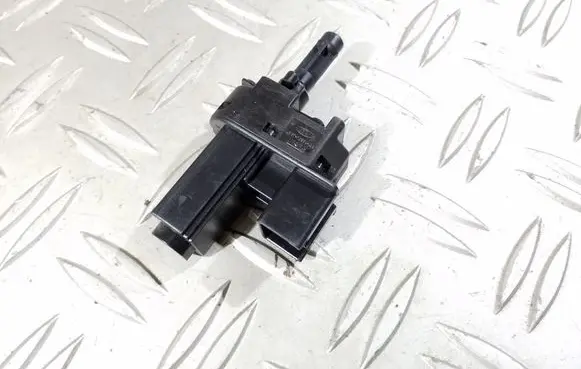 Clutch pedal sensor