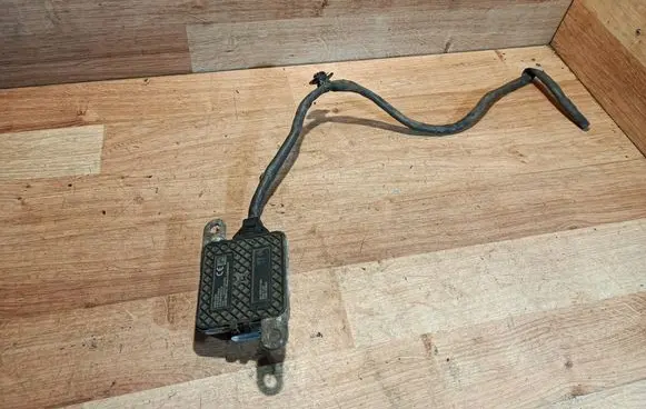 Citroen Berlingo Lambda probe sensor 5WK96746A 9678570780