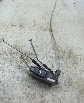Audi A4 S4 B5 8D Front door lock