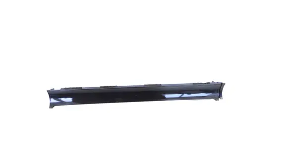 KIA Sorento Dashboard glove box trim XC584785920