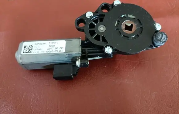 BMW 4 F32 F33 Seat adjustment motor P1109800503 317516