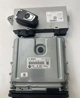 BMW 5 F10 F11 Engine ECU kit and lock set 8582190 0281031291 030405526