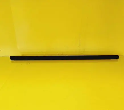 Peugeot 807 Front door glass trim molding 