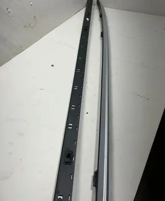 KIA Sorento Roof bar rail