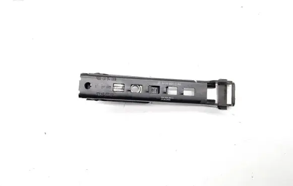 Mercedes-Benz Vito Viano W639 Seat belt height adjuster A6398600188