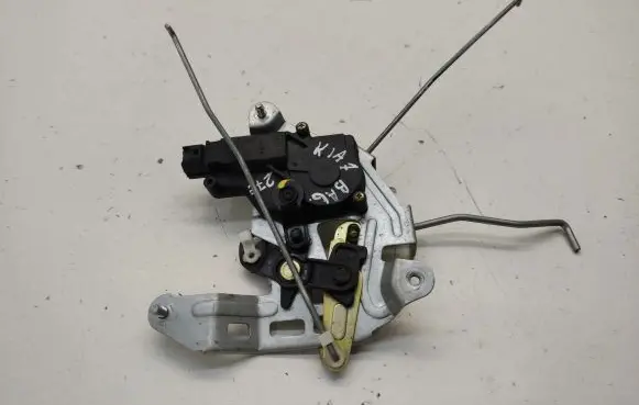KIA Sportage Tailgate window lock/catch/latch 