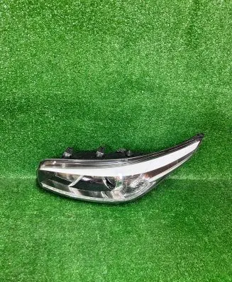 KIA Ceed Headlight/headlamp