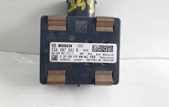 Volkswagen Touran III Distronic sensor radar 5QA907561B 3Q0907572C 0203300970