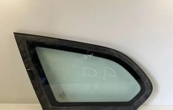 BMW 3 E90 E91 Rear side window 43R001582