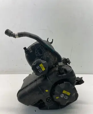 BMW 5 G30 G31 G38 Coolant expansion tank/reservoir 8610656 17980710 8610655