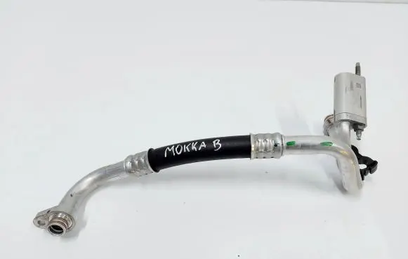 Air conditioning (A/C) pipe/hose