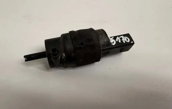 Audi A6 C7 Windscreen/windshield washer pump 8K5955647