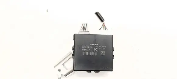 Toyota RAV 4 (XA50) Rear brake EMF control unit/module 8905042030