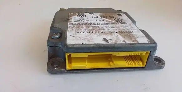 Volkswagen PASSAT B5 Airbag control unit/module 1J0909607 5WK4199 869A0307