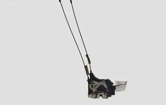 Citroen C-Crosser Front door lock