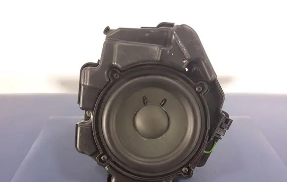 Audi A8 S8 D4 4H Subwoofer speaker