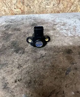 Mercedes-Benz C W203 Air pressure sensor A0041533328 032031