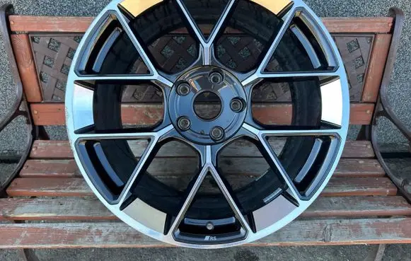 Audi E-tron GT R21 alloy rim 