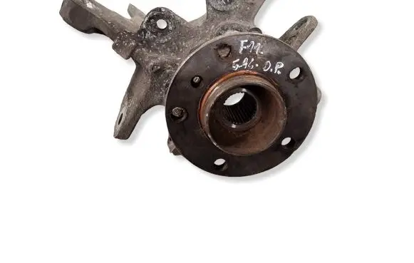 BMW 5 F10 F11 Rear wheel hub 6796100 K92701