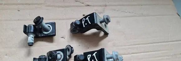 Rear door hinge set
