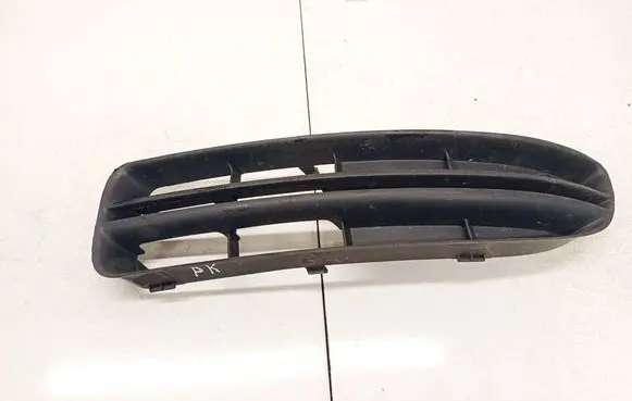 Skoda Superb B5 (3U) Front bumper lower grill 3U0853665