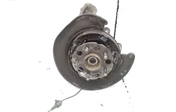 Honda CR-V Rear wheel hub spindle/knuckle 