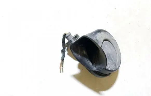 Audi A4 S4 B6 8E 8H Horn signal e1000209