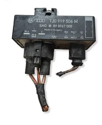Seat Ibiza III (6L) Coolant fan relay 1J0919506M 898967000