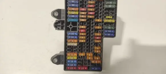 Volkswagen Phaeton Fuse module 3D2937615 3D2937495