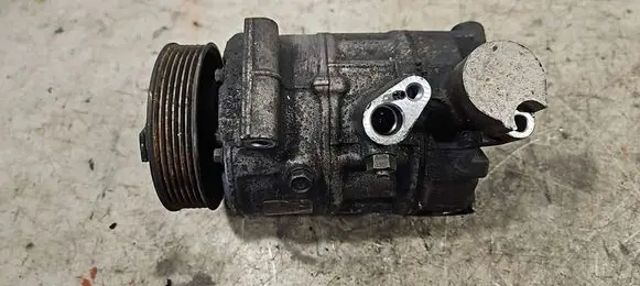 Volkswagen Jetta VI Air conditioning (A/C) compressor (pump) 5C0820803G 003637104570