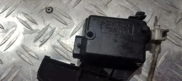 Renault Megane I Central locking motor 7700838340