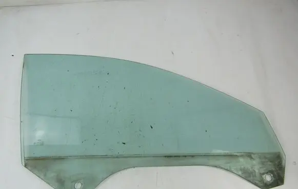 Audi A6 S6 C5 4B Front door window glass four-door 