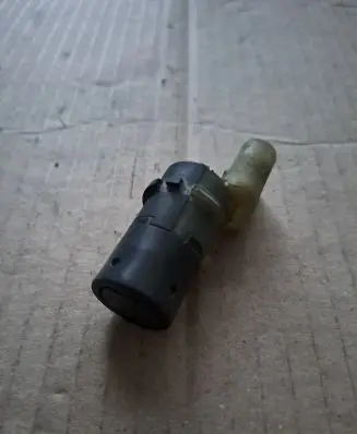 Audi A6 S6 C5 4B Parking PDC sensor 4B0919275D