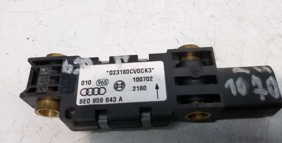 Audi A4 S4 B6 8E 8H Airbag deployment crash/impact sensor 8E0959643A