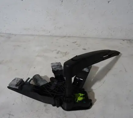 Peugeot 308 Rear window wiper motor 9677680580