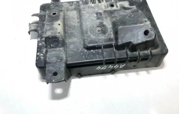 Battery box tray
