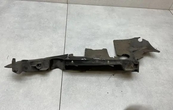 Audi A6 S6 C6 4F Intercooler air guide/duct channel 4F0121283AR