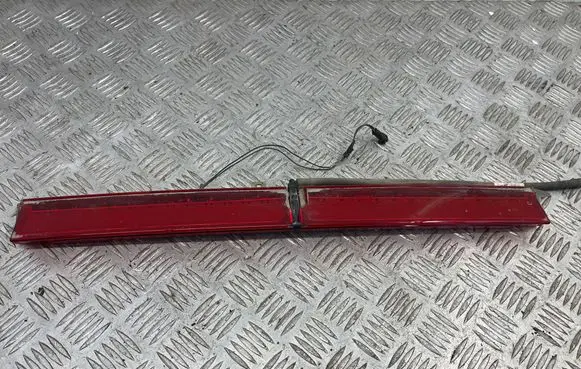 BMW 3 E90 E91 Third/center stoplight 7159020