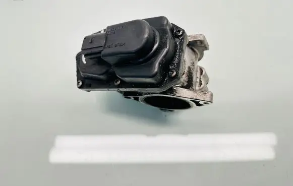 Audi A4 S4 B8 8K EGR valve 03L131501G 14500177