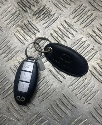 Infiniti FX Ignition key/card 60967900 ZHV7688Y